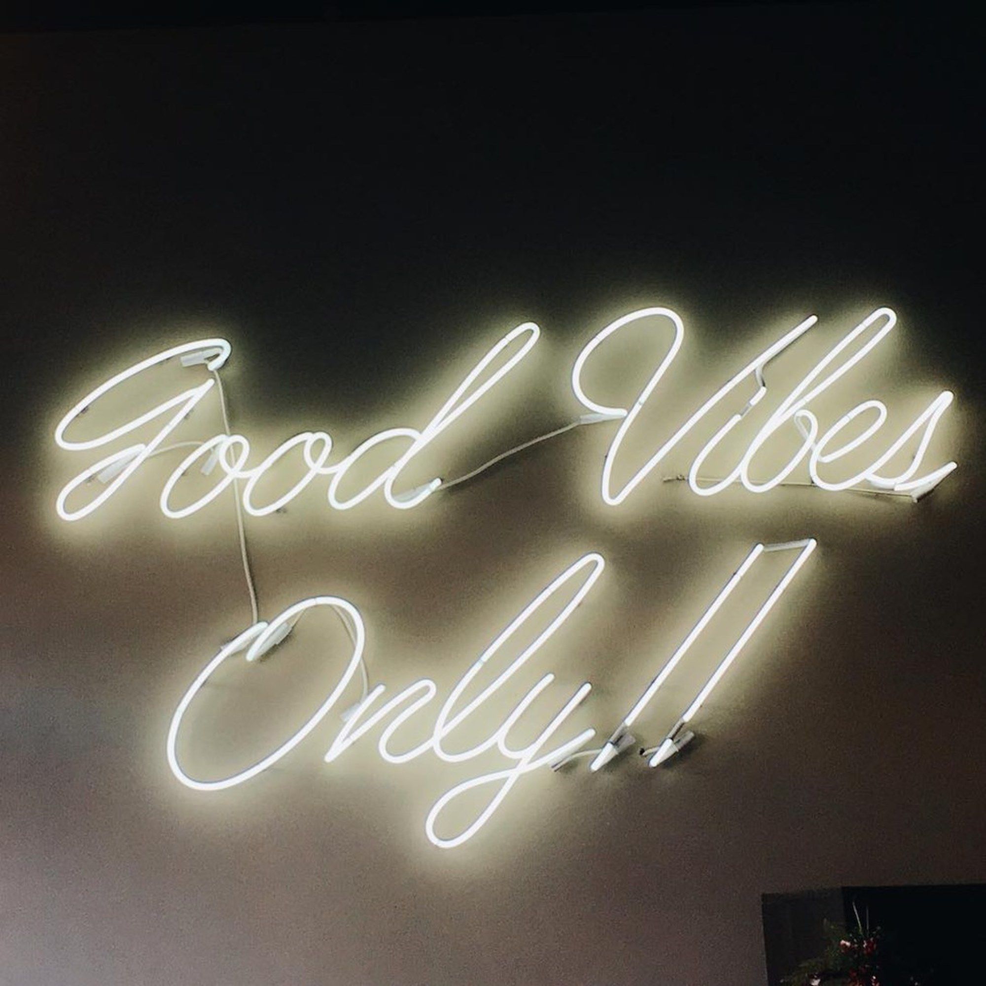 Scritta neon Good Vibes Only, 2000x2000 alta risoluzione, Desktop