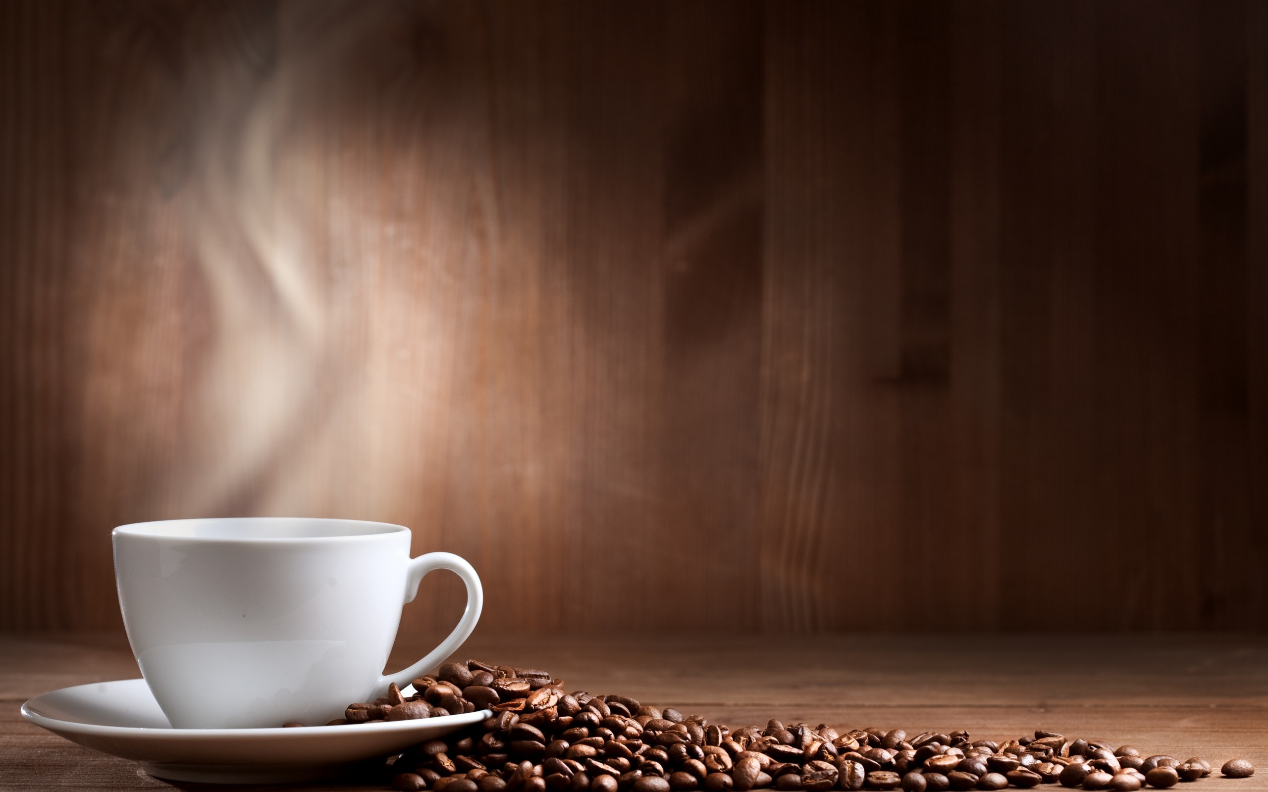 Tazza di caffè con chicchi, 2560x1600 2K, PC