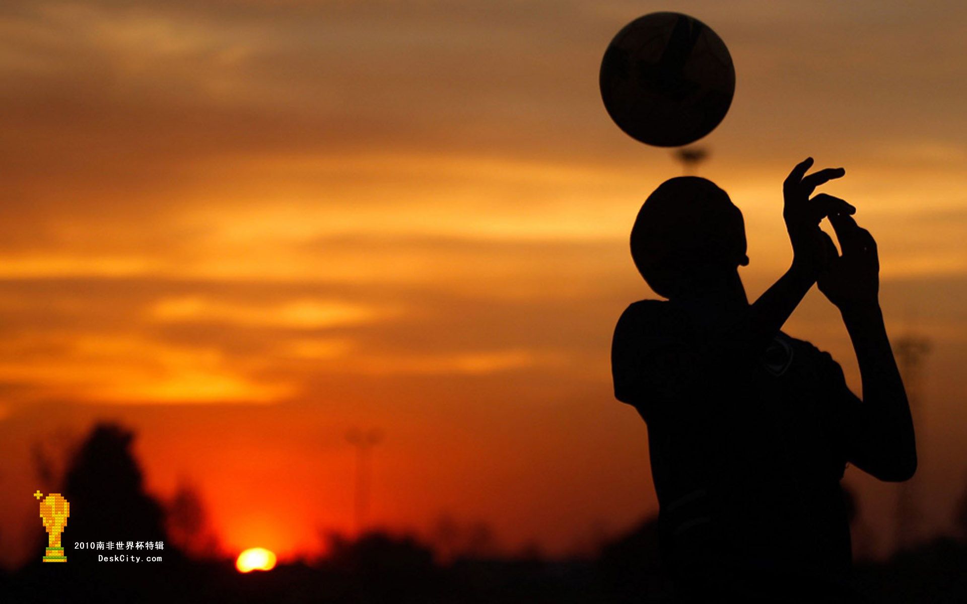 Silhouette giocatore calcio tramonto, 1920x1200 WUXGA, Laptop