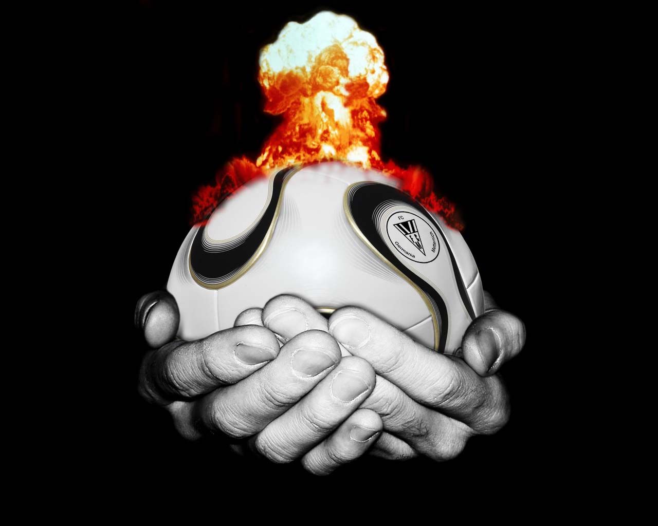 Mani che reggono pallone in fiamme, sfondi di Calcio, 1280x1024 HD, ROG Asus Laptop