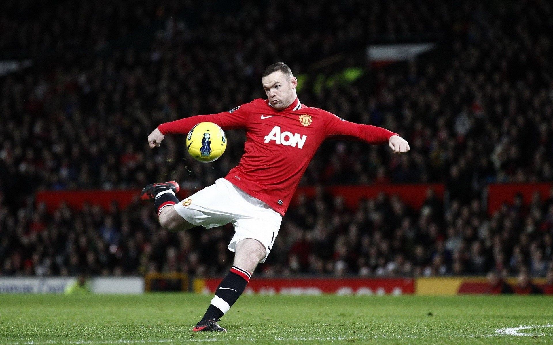 Calciatore Manchester United tira palla, sfondi di Calcio, 1920x1200 Full HD+, Laptop