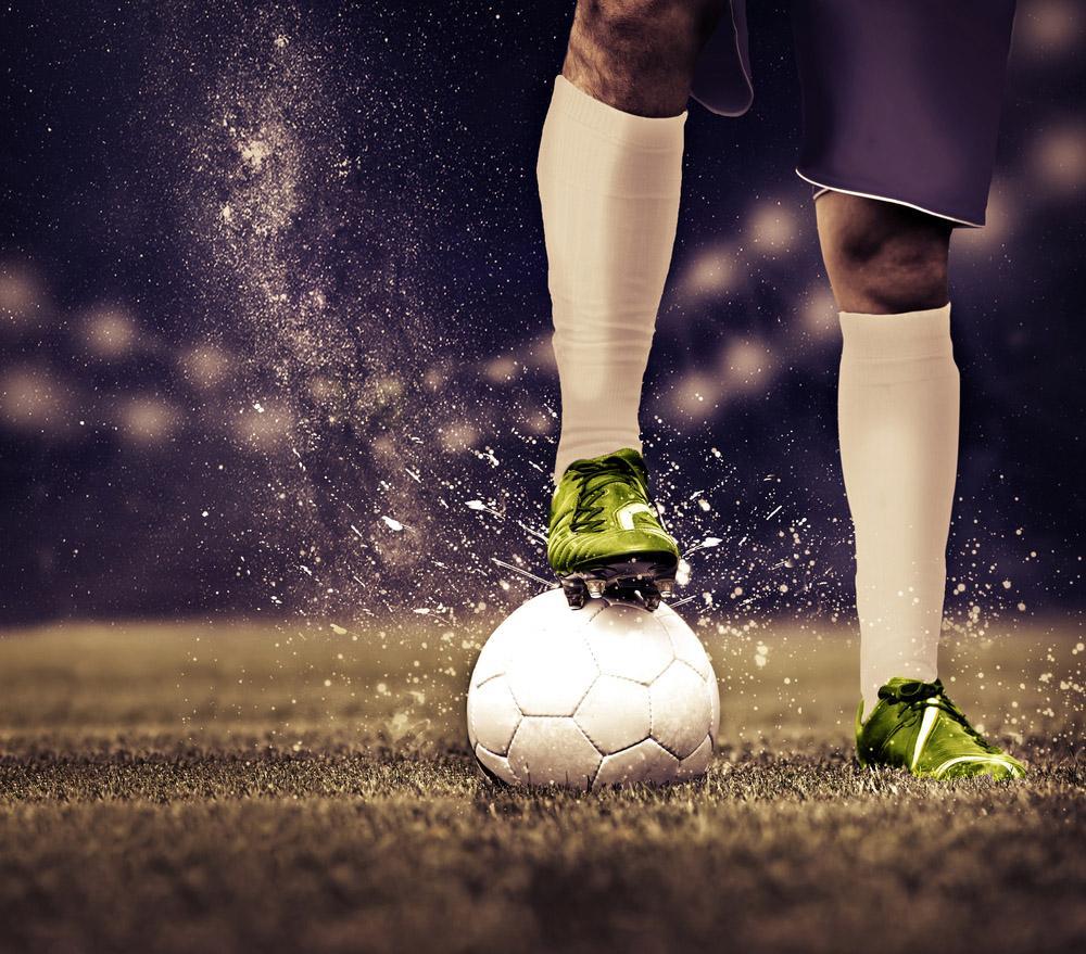 Pallone da calcio con scarpini, sfondi di Calcio, 1000x879 HD, PC Desktop