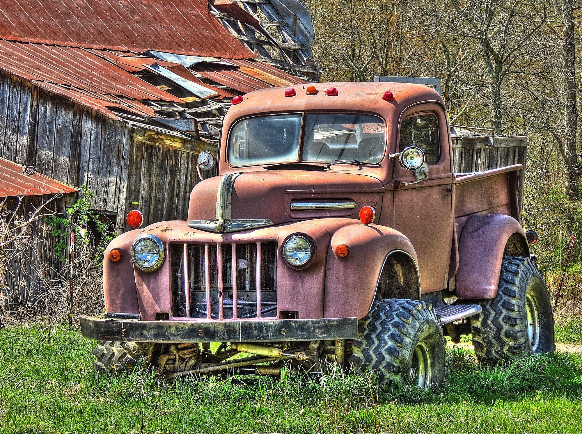 Camion Ford classico arrugginito, 2000x1492 alta risoluzione, iMac