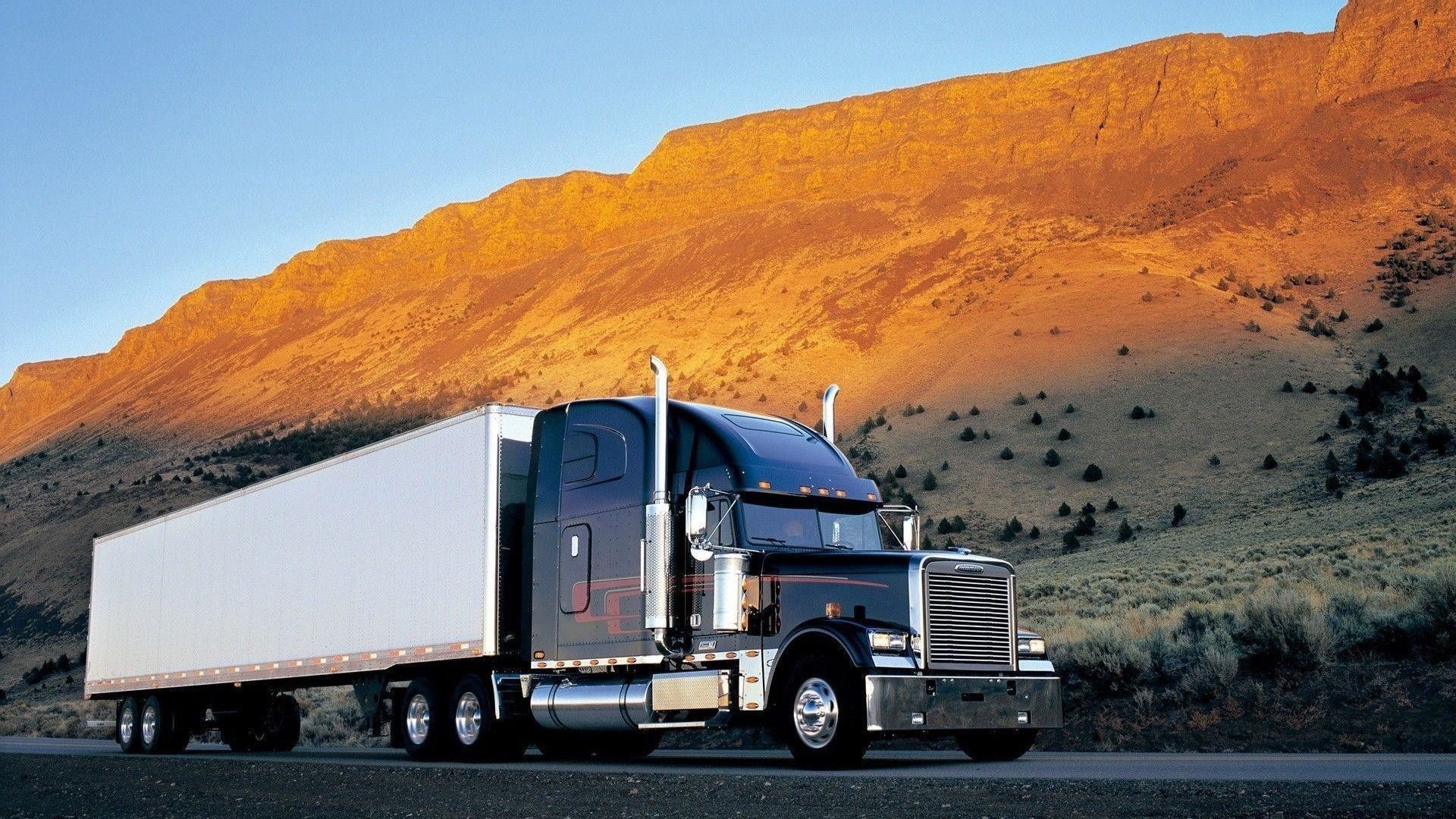 Camion classico con montagne, 1920x1080 Full HD, Laptop