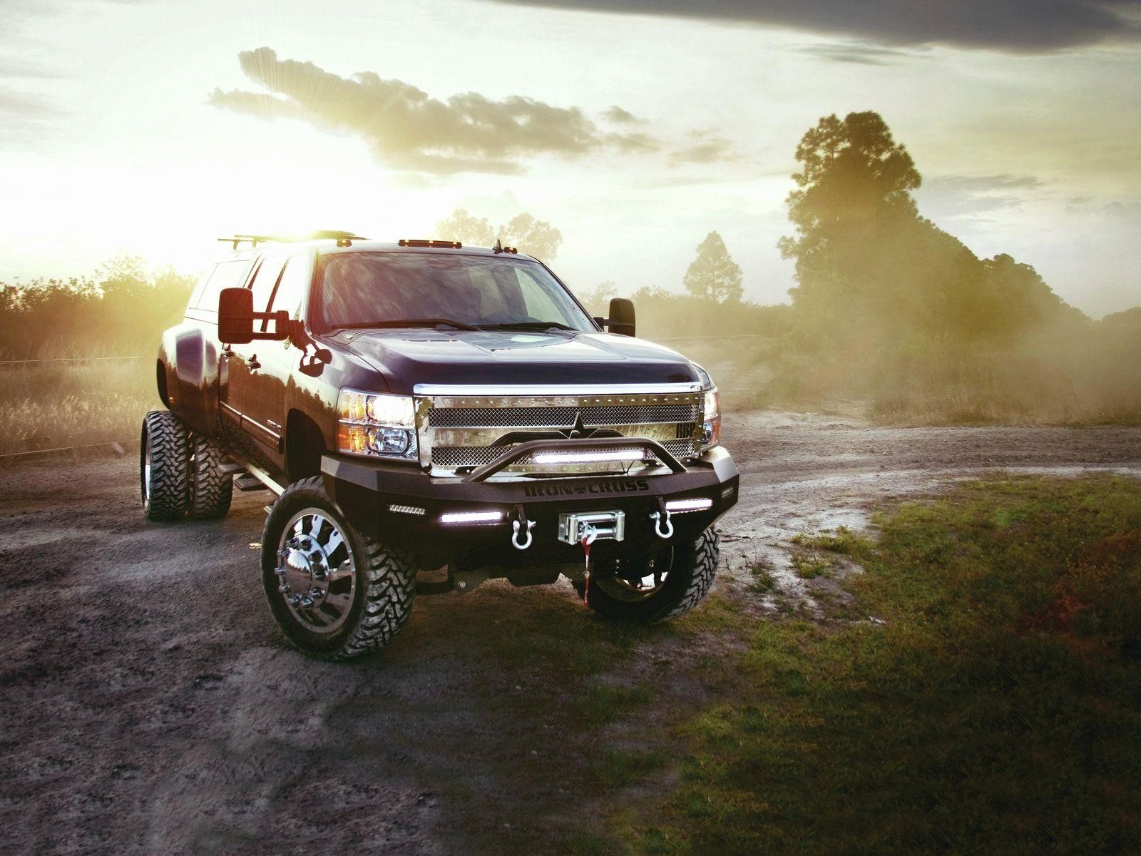 Camion diesel sollevato Chevrolet, 1600x1200 HD, Desktop