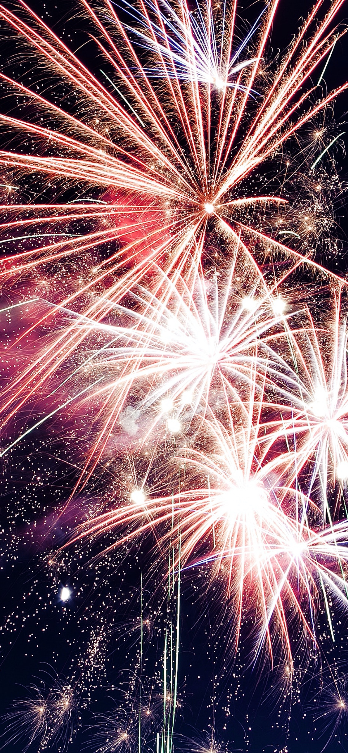 Fuochi d'artificio nel cielo notturno, 1125x2436 Full HD Verticale, Smartphone