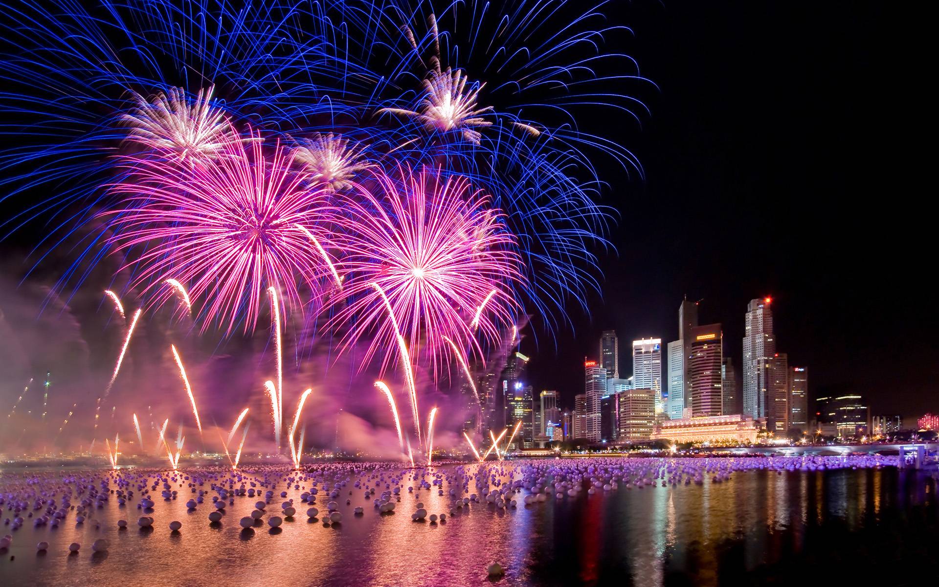 Fuochi d'artificio città notturna, 1920x1200 WUXGA, PC