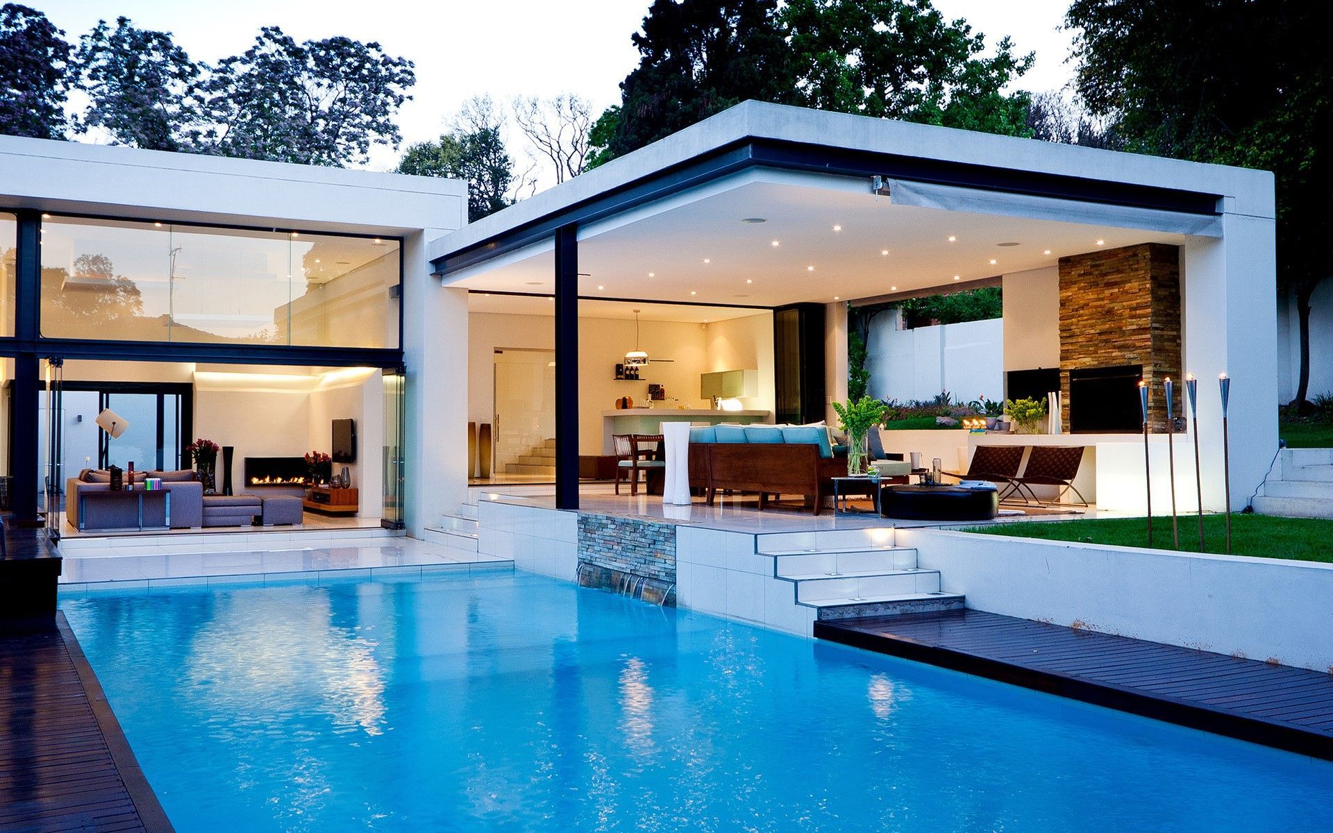 Casa moderna con piscina, 1920x1200 Full HD+ WUXGA, Desktop