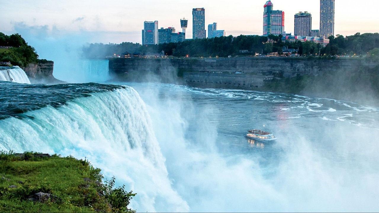 Cascate del Niagara con skyline, 1280x720 720p, Laptop
