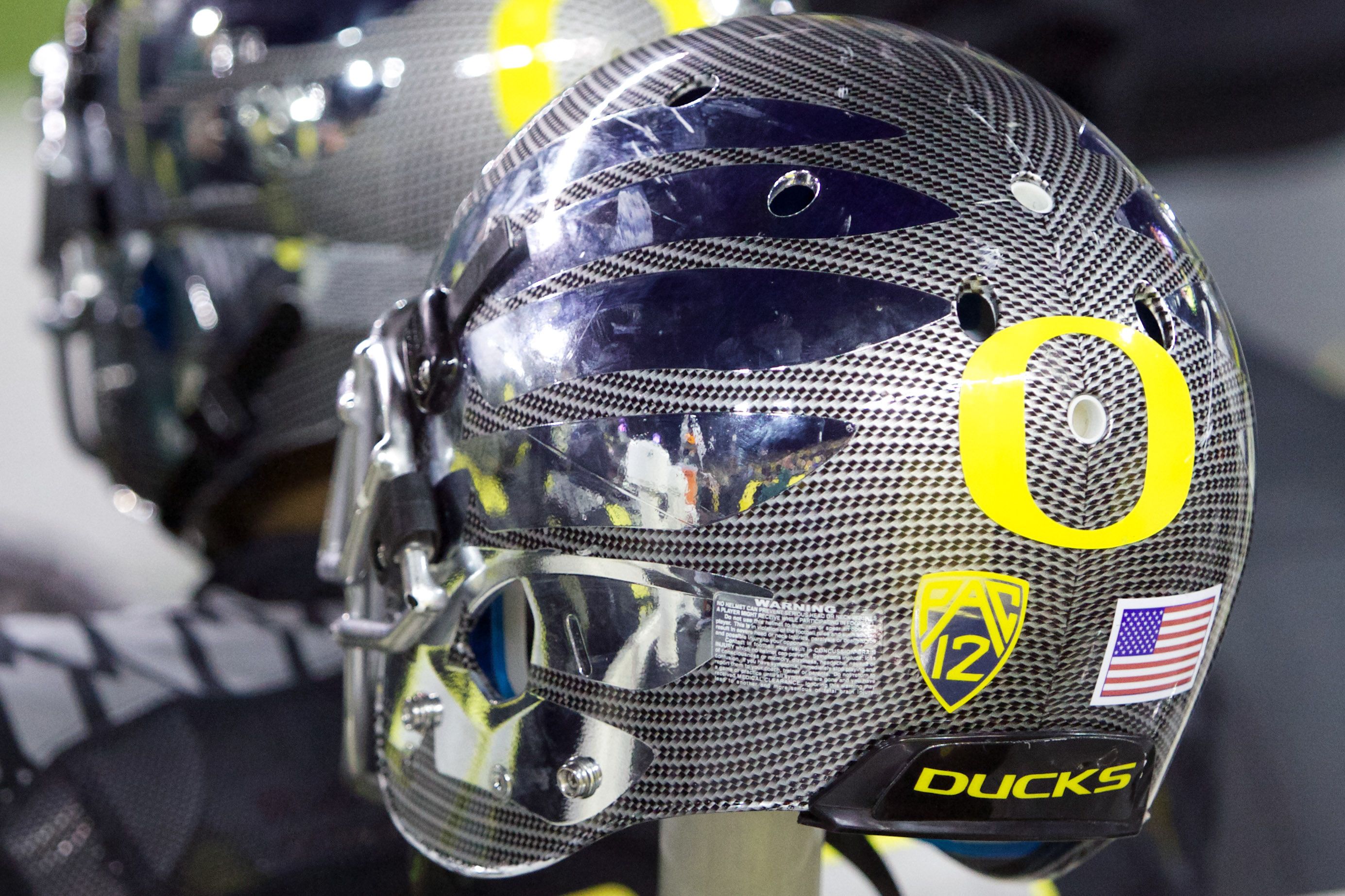 Casco Oregon Ducks argento, 2769x1846 2K, Monitor Gaming