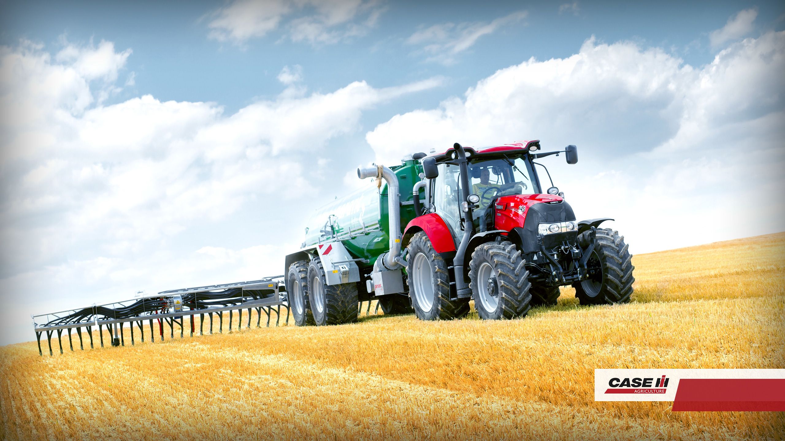 Trattore rosso Case IH campo, 2560x1440 1440p, Desktop