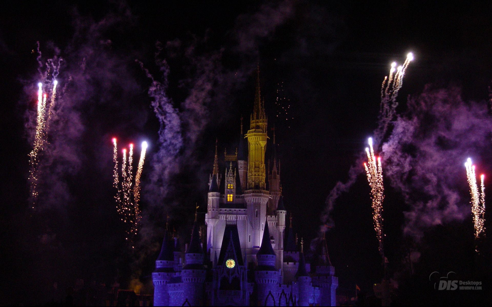 Castello Disney con fuochi d'artificio, 1920x1200 Full HD+ WUXGA, Laptop