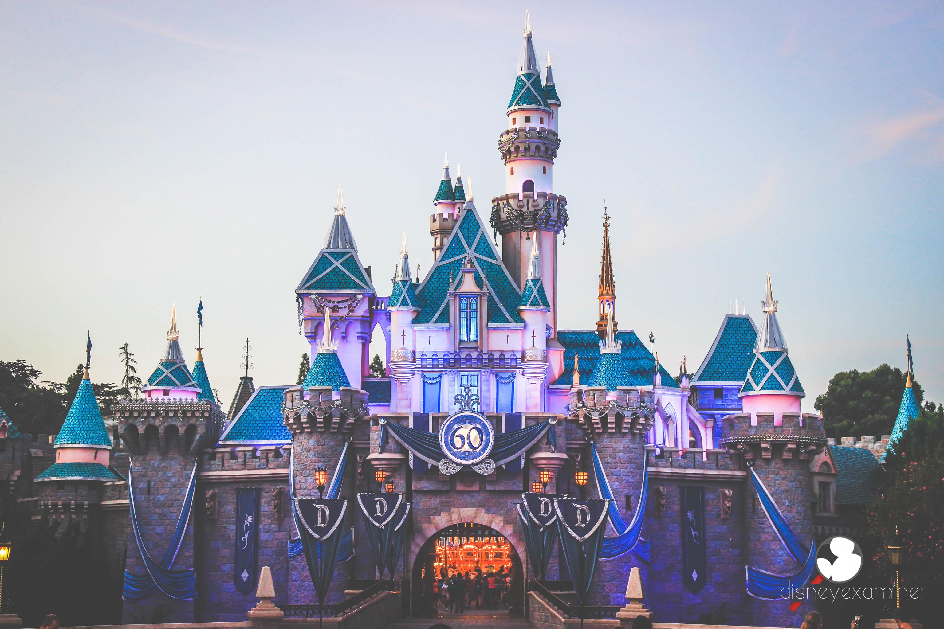 Castello Disney illuminato, 3072x2048 2K+, Laptop