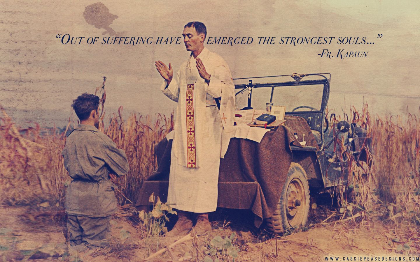 Sacerdote celebra messa da campo, 1440x900 720p, PC