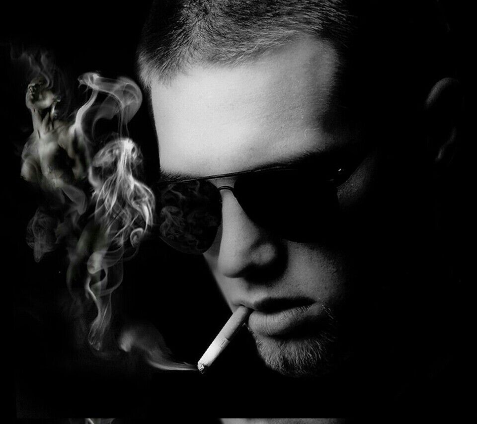 Uomo con occhiali da sole fuma, 960x854 HD, Laptop