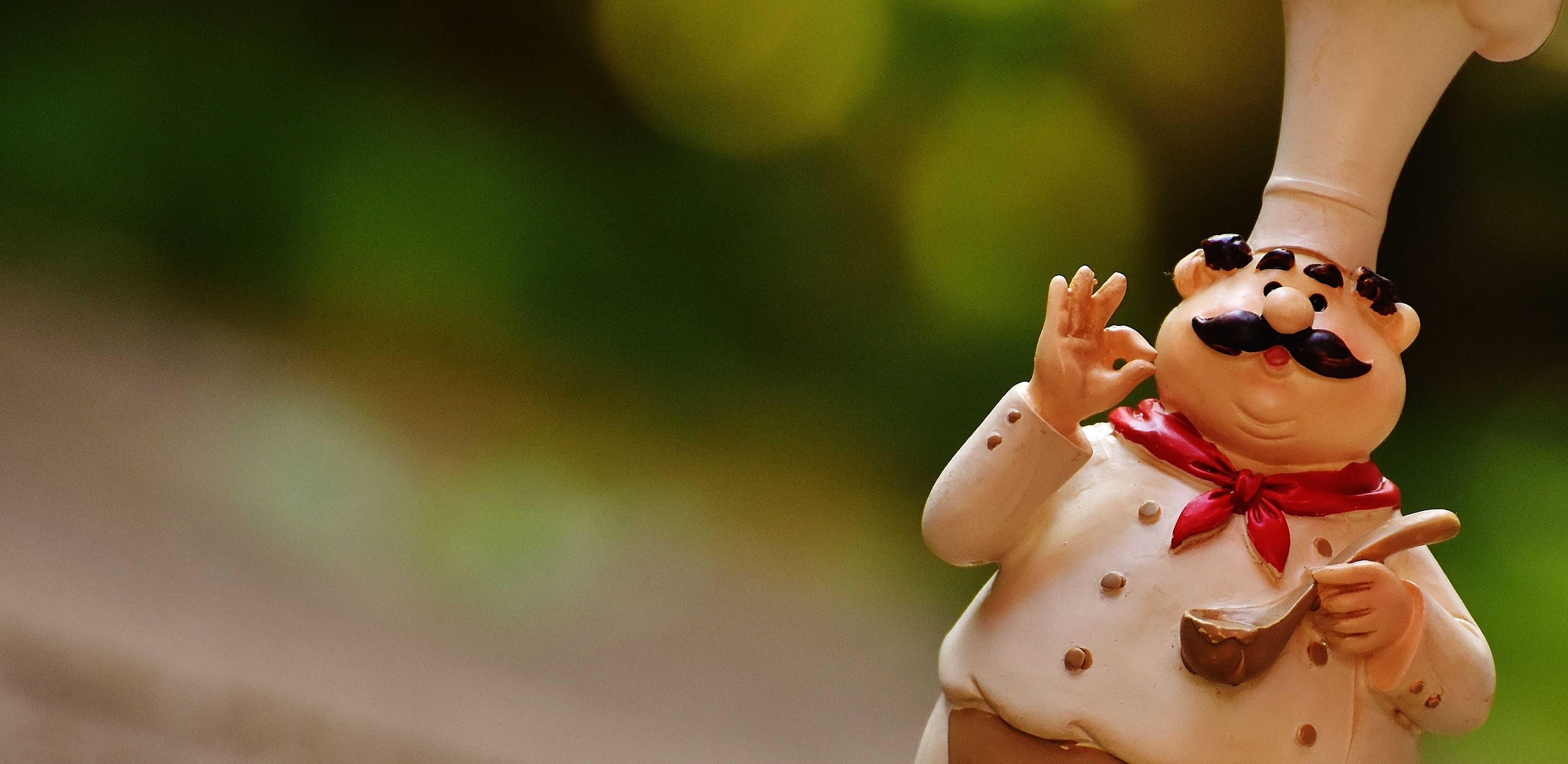 Statuetta chef con baffi, 3660x1785 WQXGA, Laptop