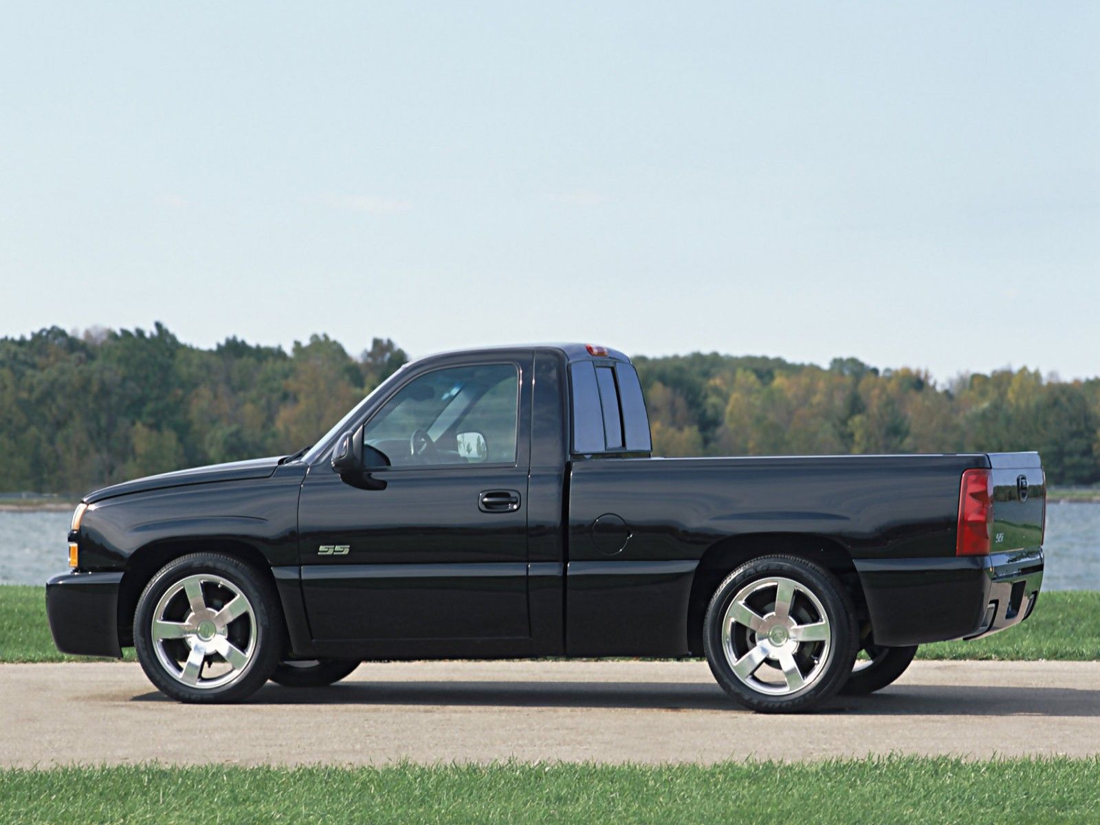 Chevrolet Silverado nero pickup, 1600x1200 900p, Desktop