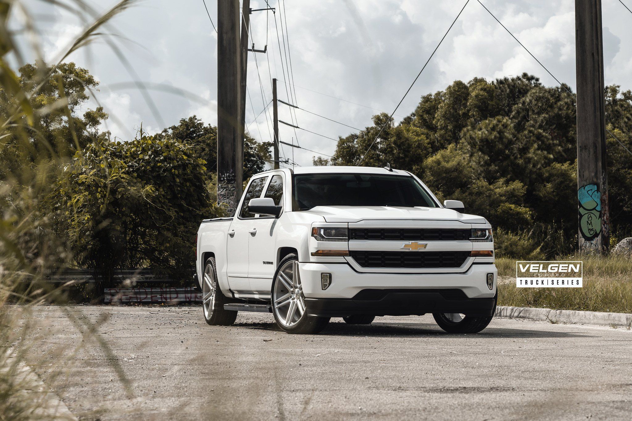 Chevrolet Silverado bianco personalizzato, 2048x1365 Hi-Res, Laptop