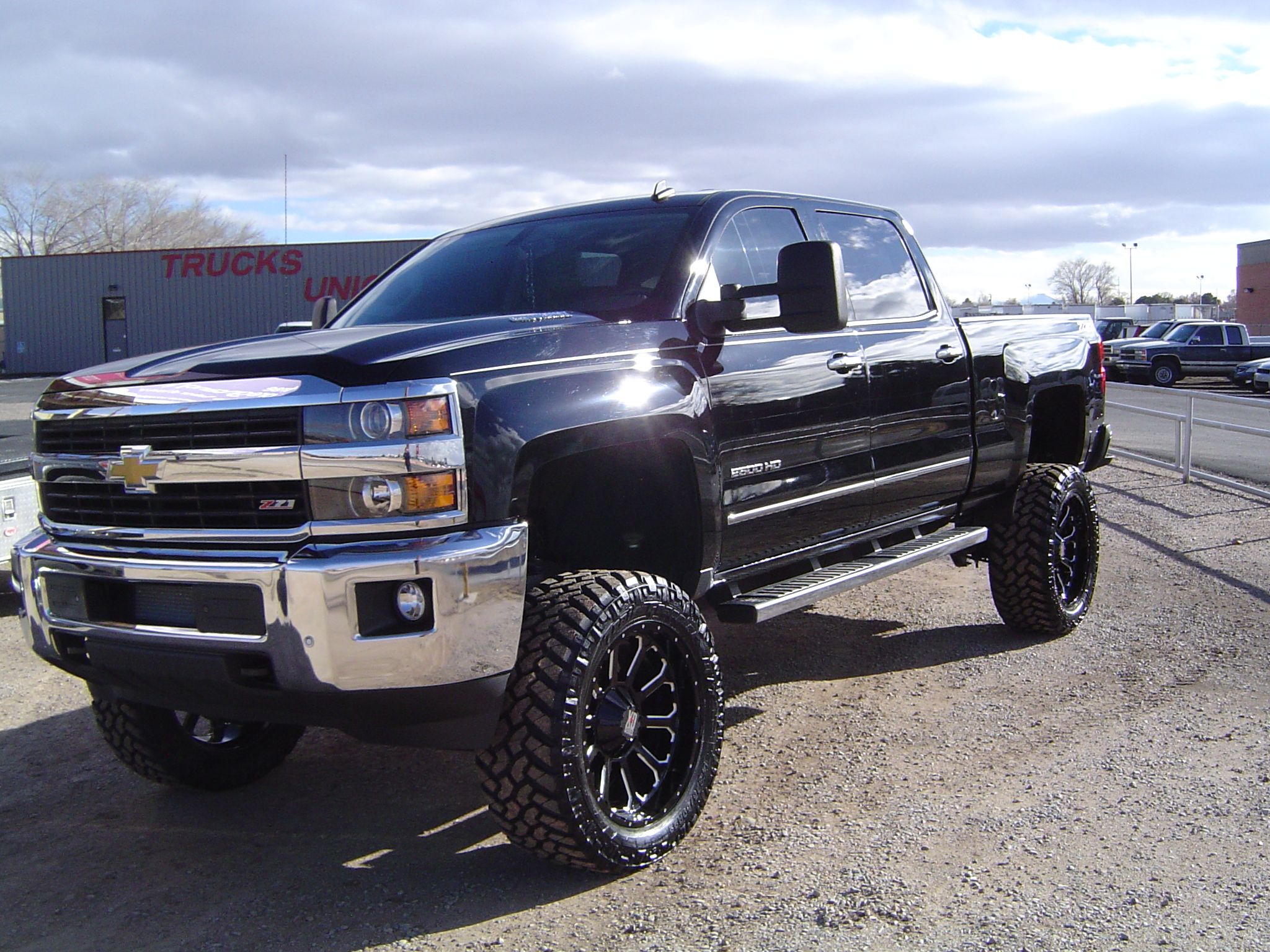 Chevrolet Silverado nero sollevato, 2048x1536 Hi-Res, PC Desktop