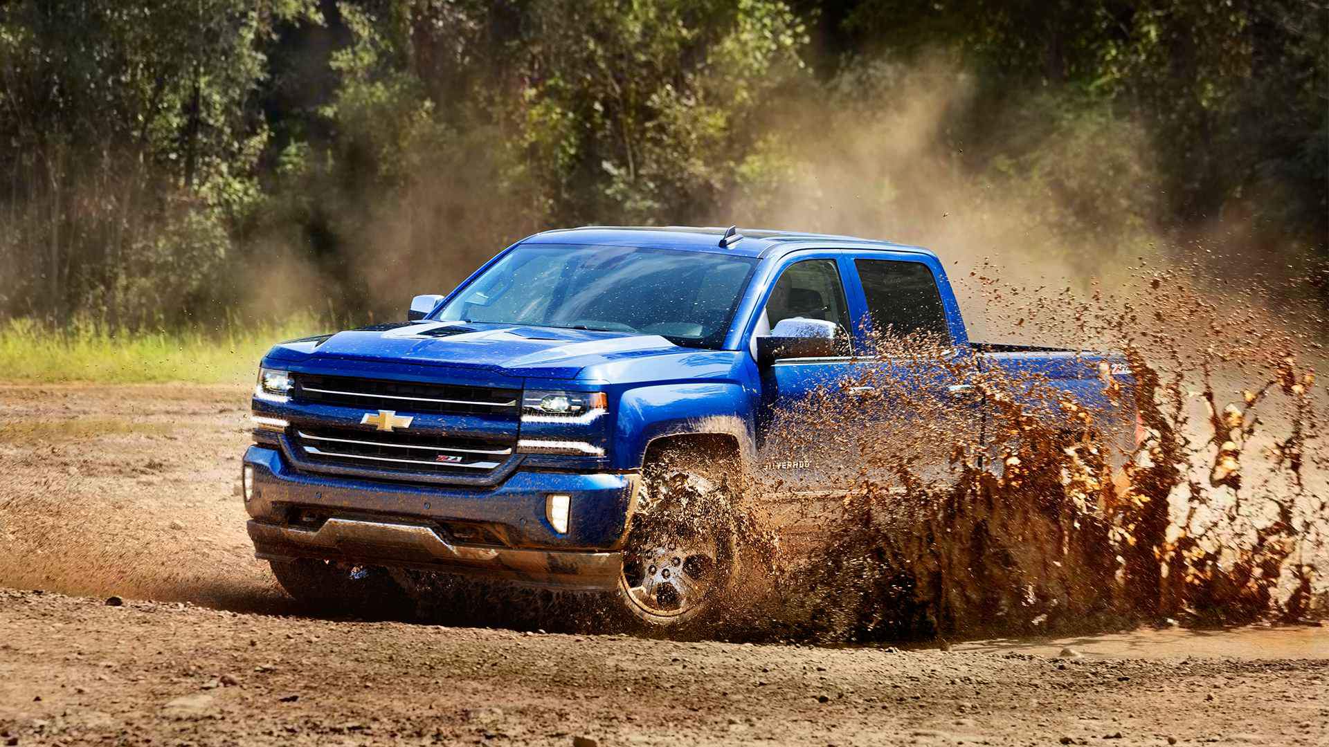 Chevrolet Silverado blu nel fango, 1920x1080 1080p, Desktop