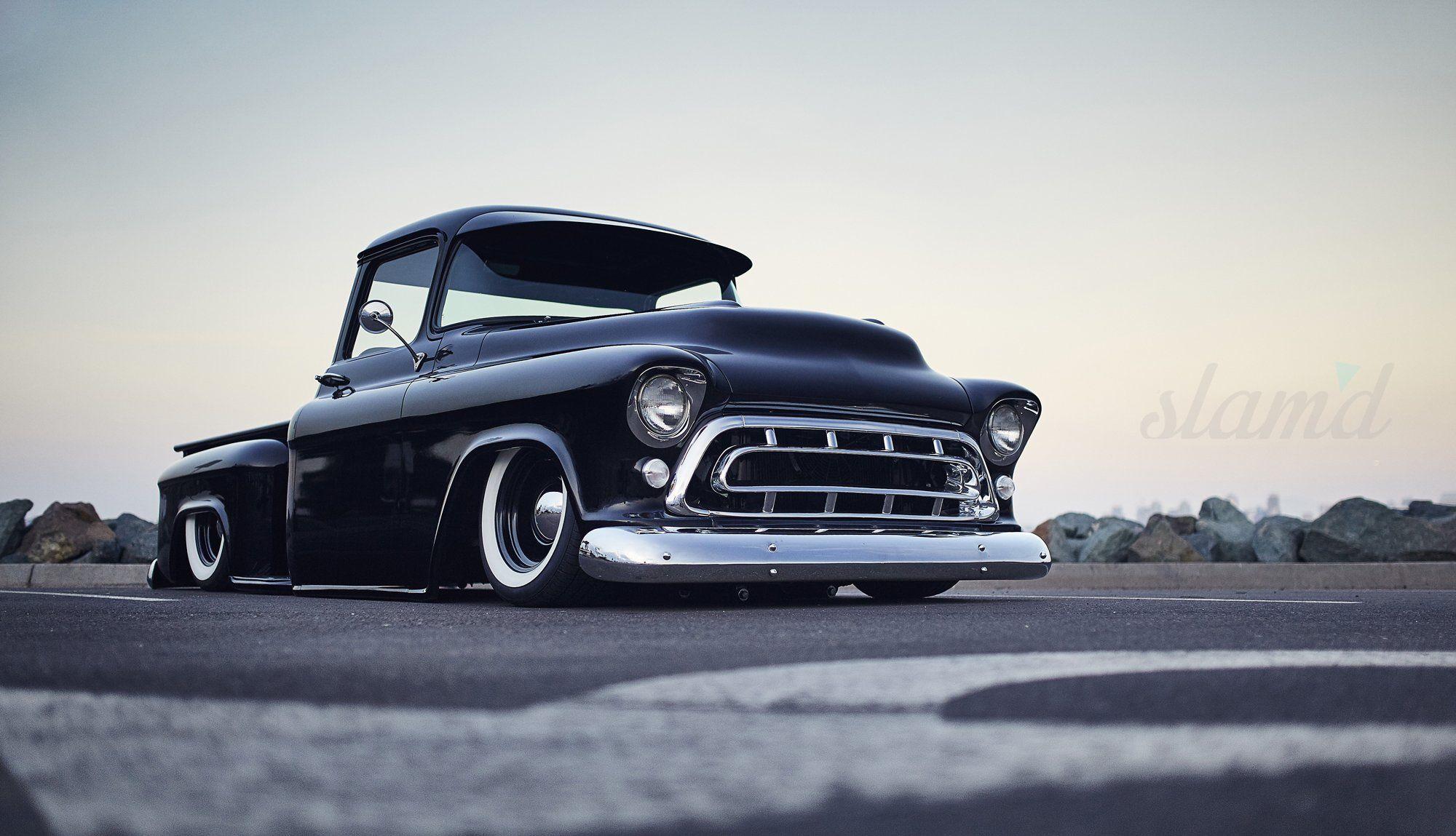 Chevy pickup nero classico, 2000x1149 2K, Laptop