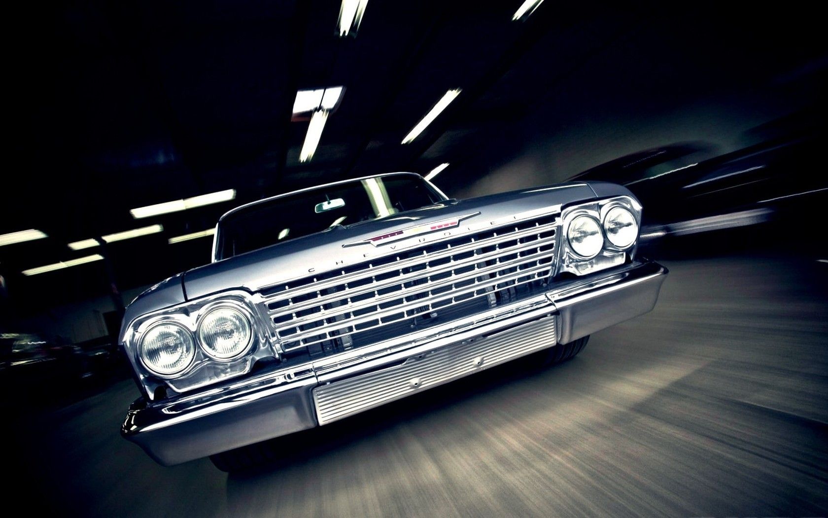 Chevy classica cromata in tunnel, 1680x1050 HD, Laptop