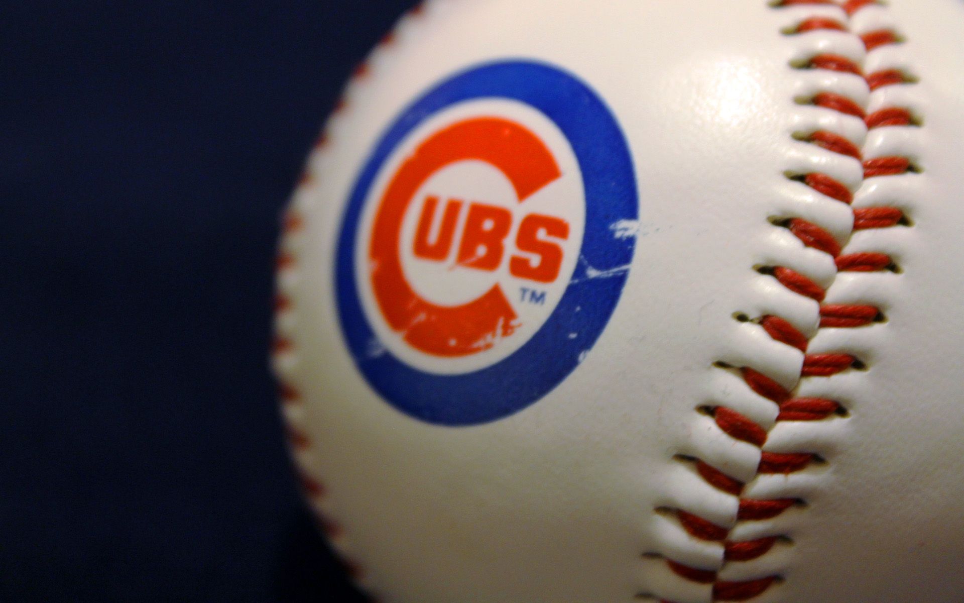 Logo Chicago Cubs su baseball, 1920x1200 Full HD+ WUXGA, PC