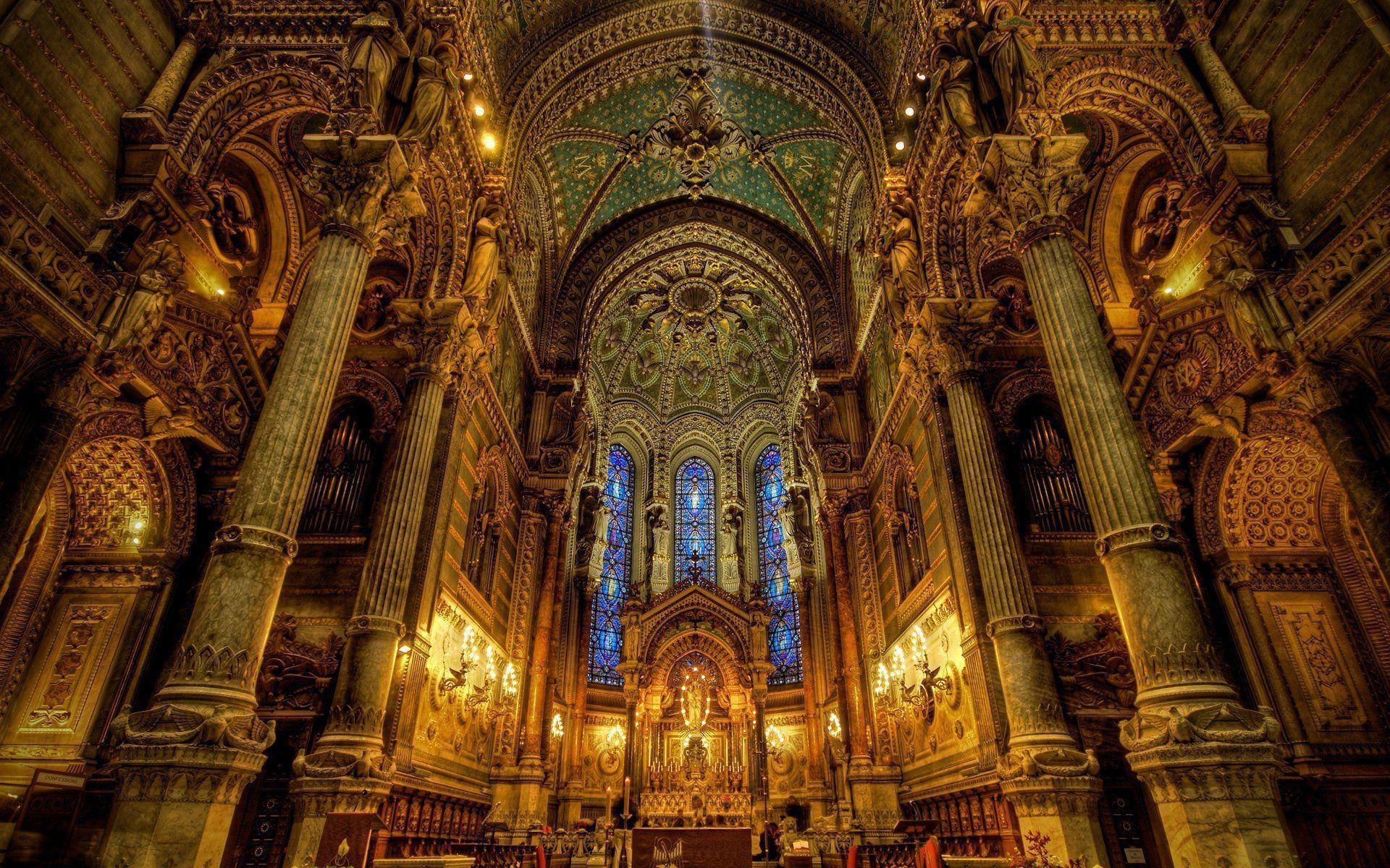 Interno basilica dorata con altare, 1920x1200 Full HD+ WUXGA, Desktop