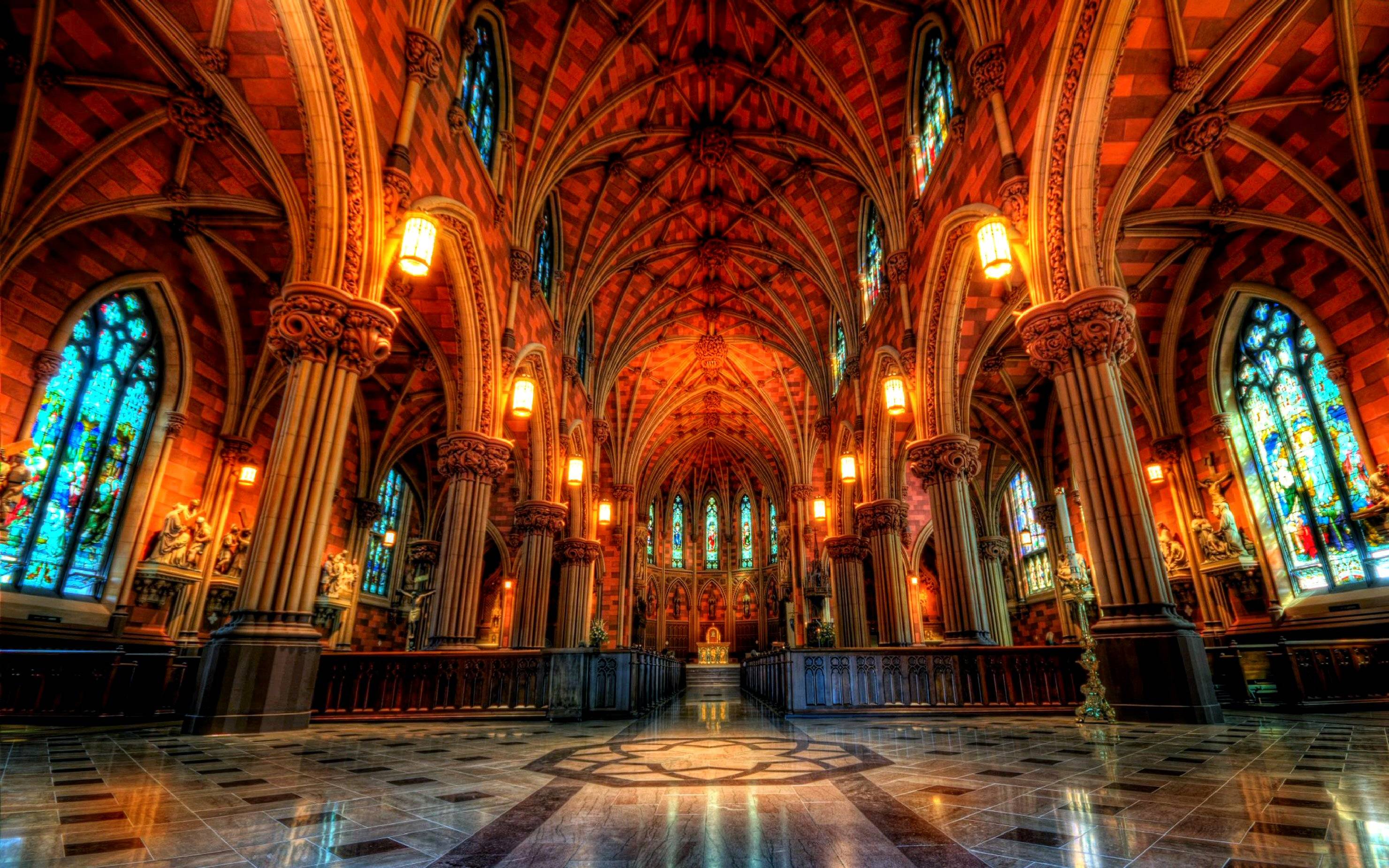 Interno chiesa gotica illuminata, 2960x1850 WQXGA, Monitor Gaming