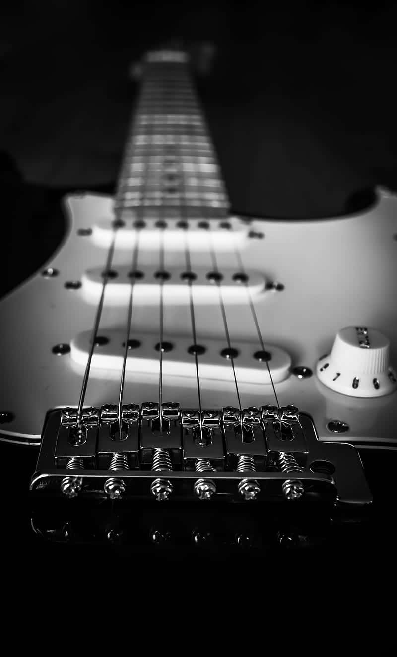 Chitarra elettrica bianco e nero, 800x1322 Full HD Verticale, Samsung Galaxy