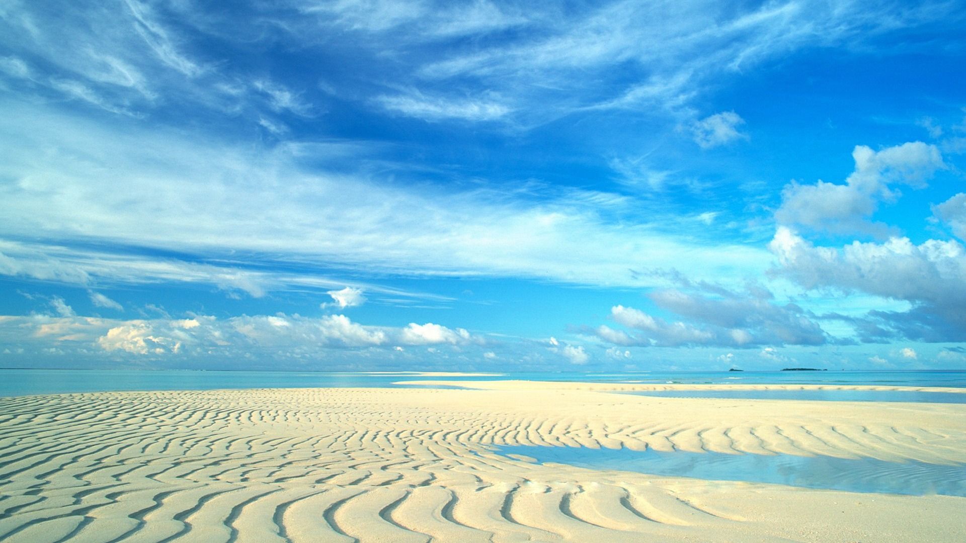 Spiaggia sabbia cielo nuvoloso, 1920x1080 1080p, Desktop