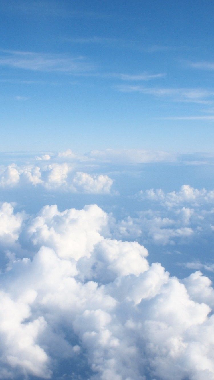 Cielo azzurro con nuvole bianche, 750x1334 Verticale, Mobile