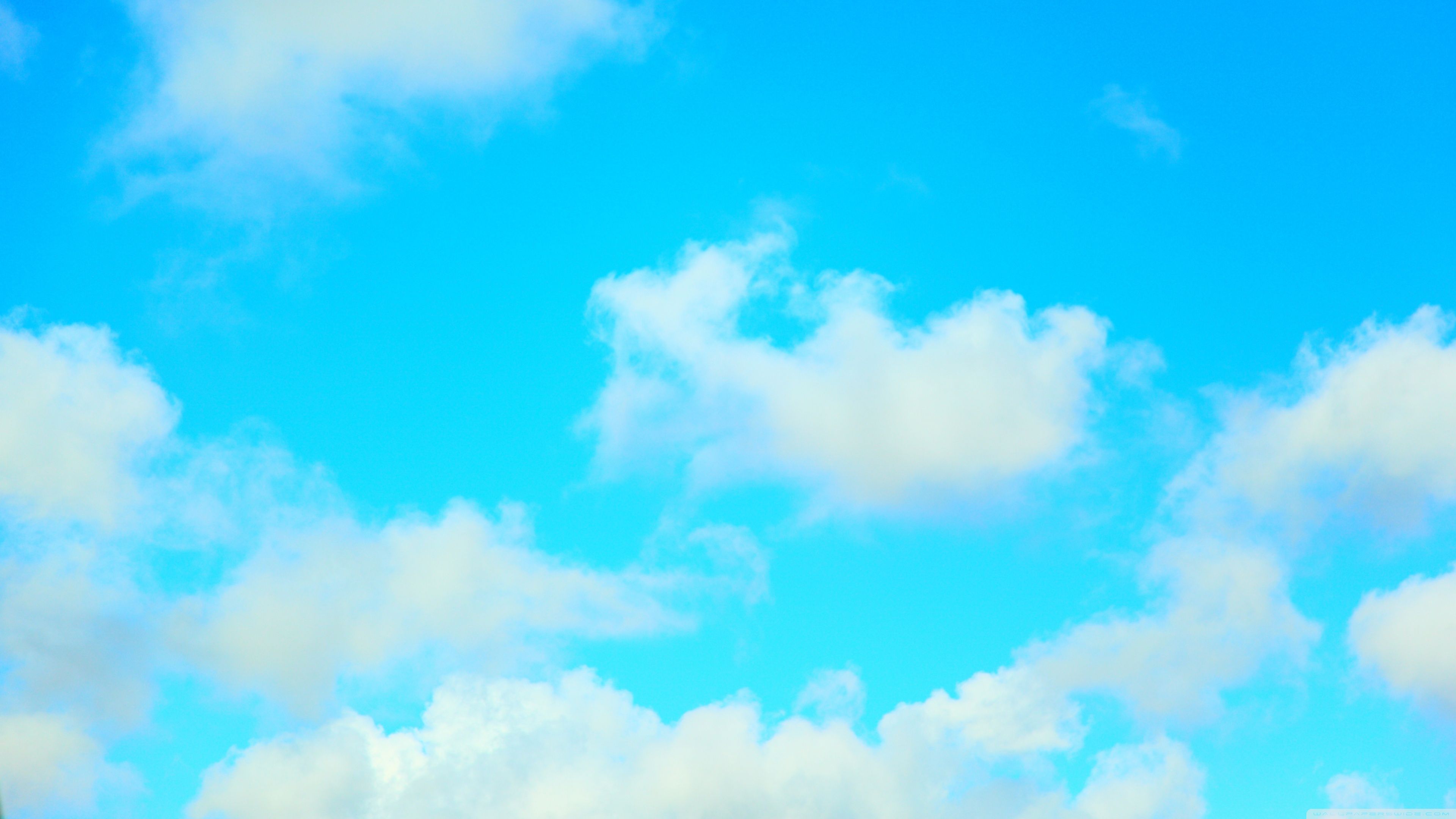 Cielo azzurro nuvole cartoon, 3840x2160 Ultra HD, 4K TV