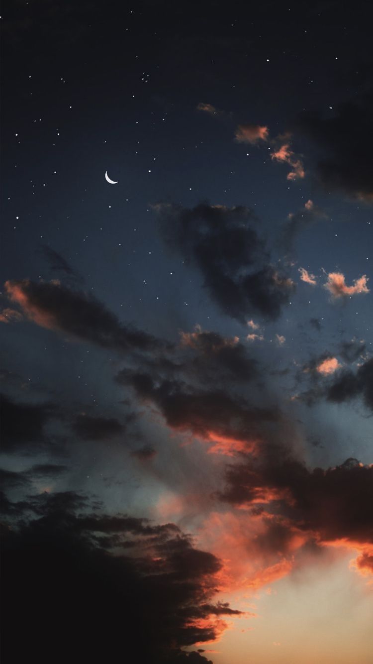 Cielo notturno con luna e nuvole, 750x1334 Full HD Verticale, Smartphone