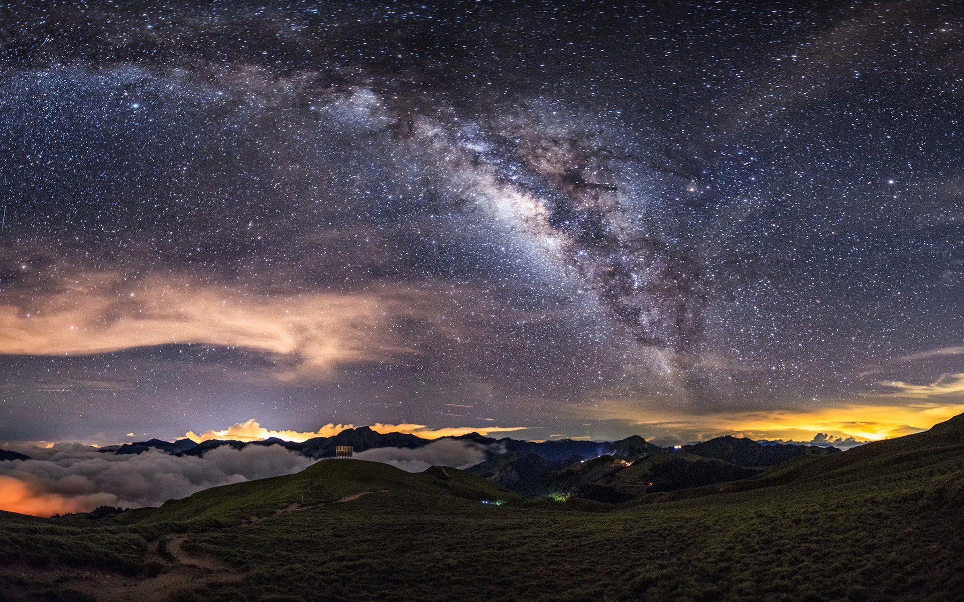 Via Lattea sopra montagne, 1920x1200 Full HD+ WUXGA, iMac