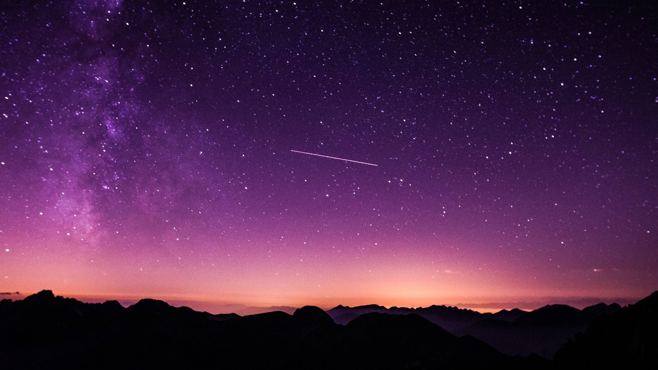 Cielo stellato viola con stella cadente, 2560x1440 1440p, Desktop