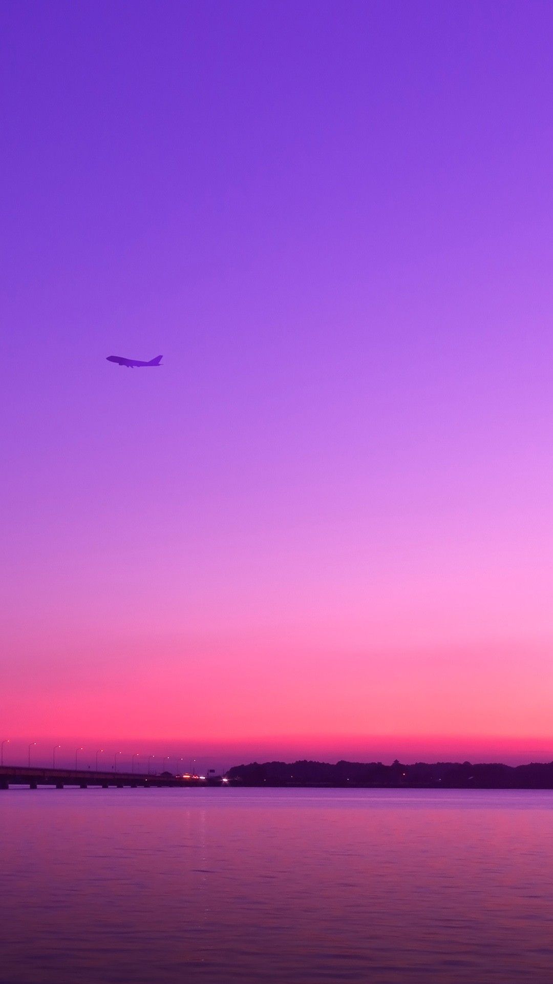 Aereo in cielo viola tramonto, 1080x1920 Verticale, iPhone Plus