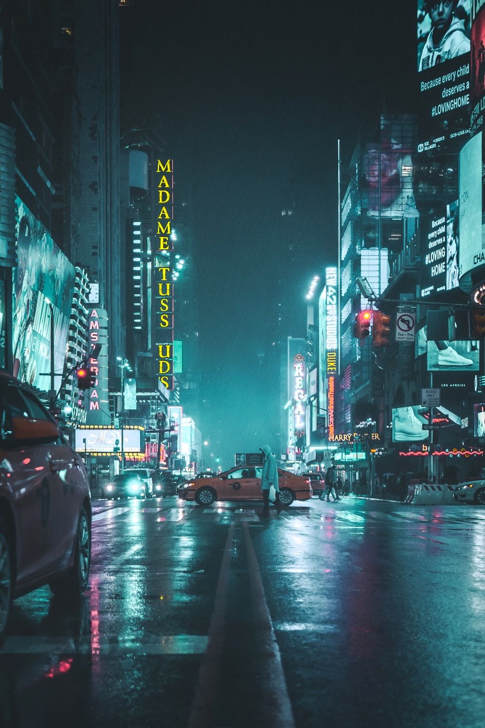 Strada città notturna neon, 1000x1500 Full HD Verticale, Google Pixel