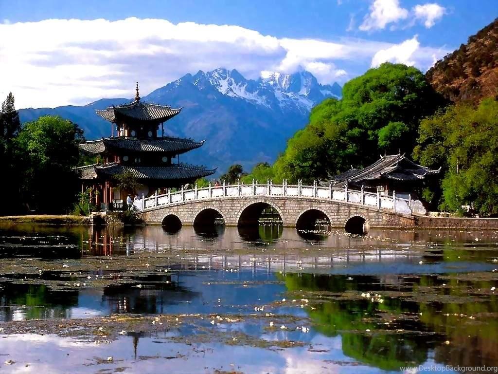 Pagoda cinese, ponte e montagne, 1024x768 HD, Laptop
