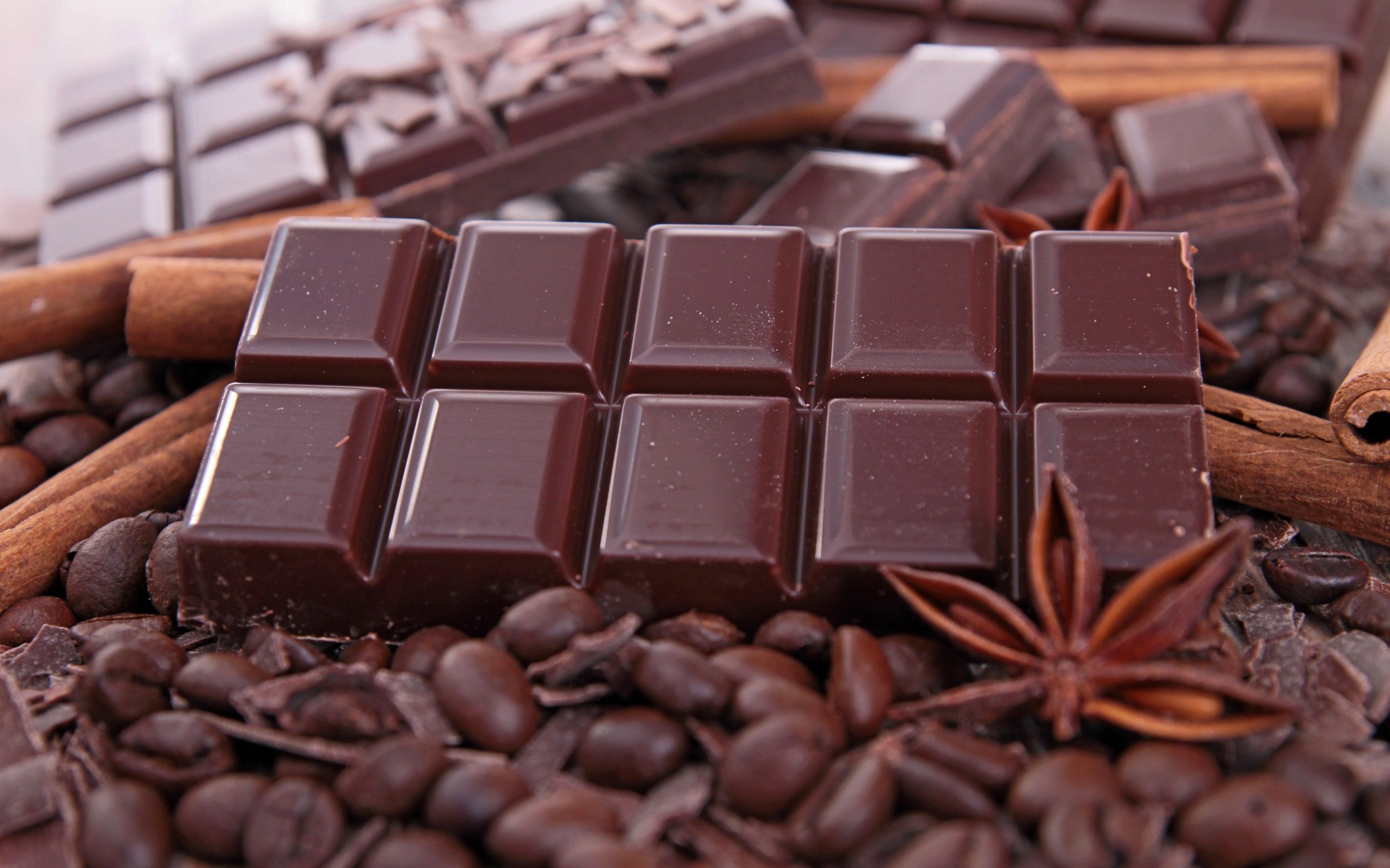 Tavoletta cioccolato e chicchi caffè, 2880x1800 WQXGA, PC