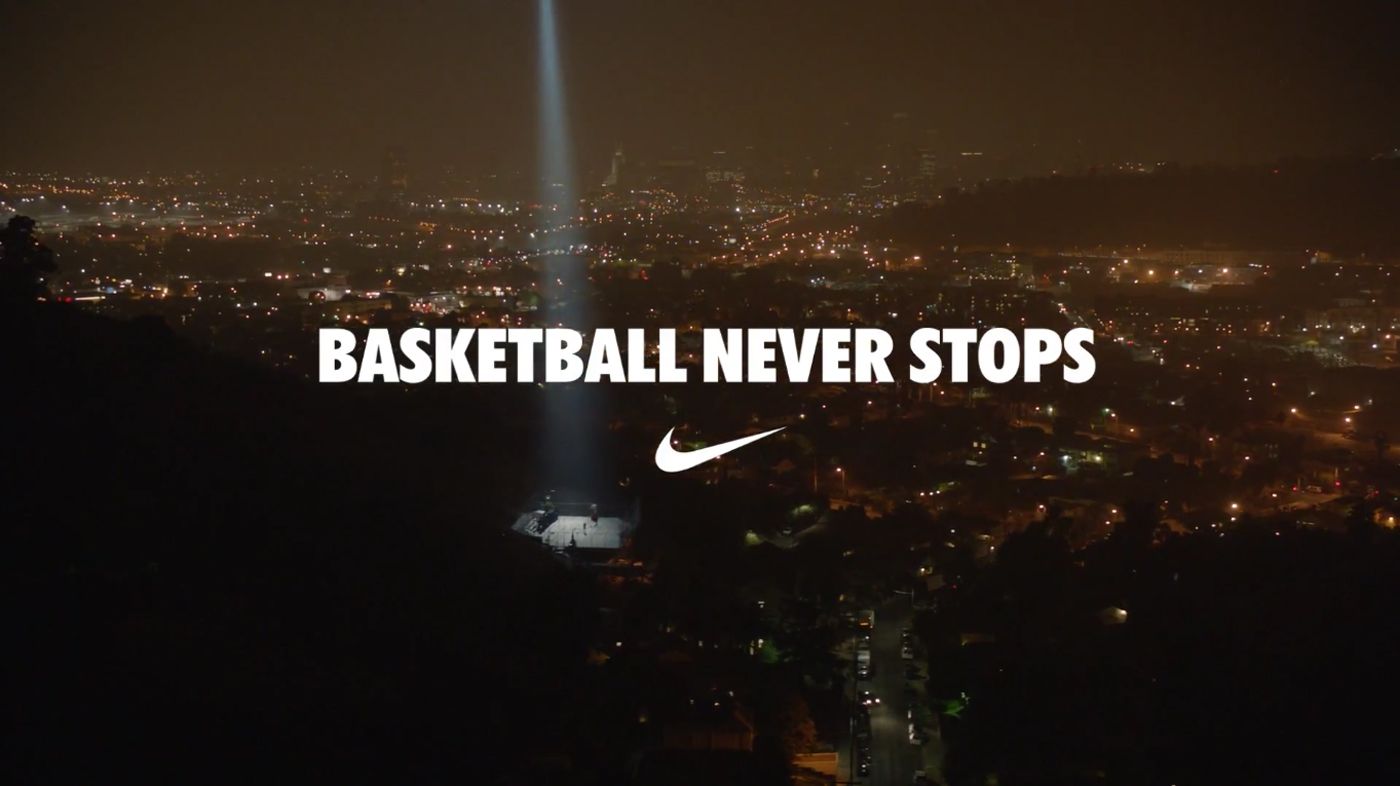 Nike città notturna faro, 1400x786 HD, PC Desktop