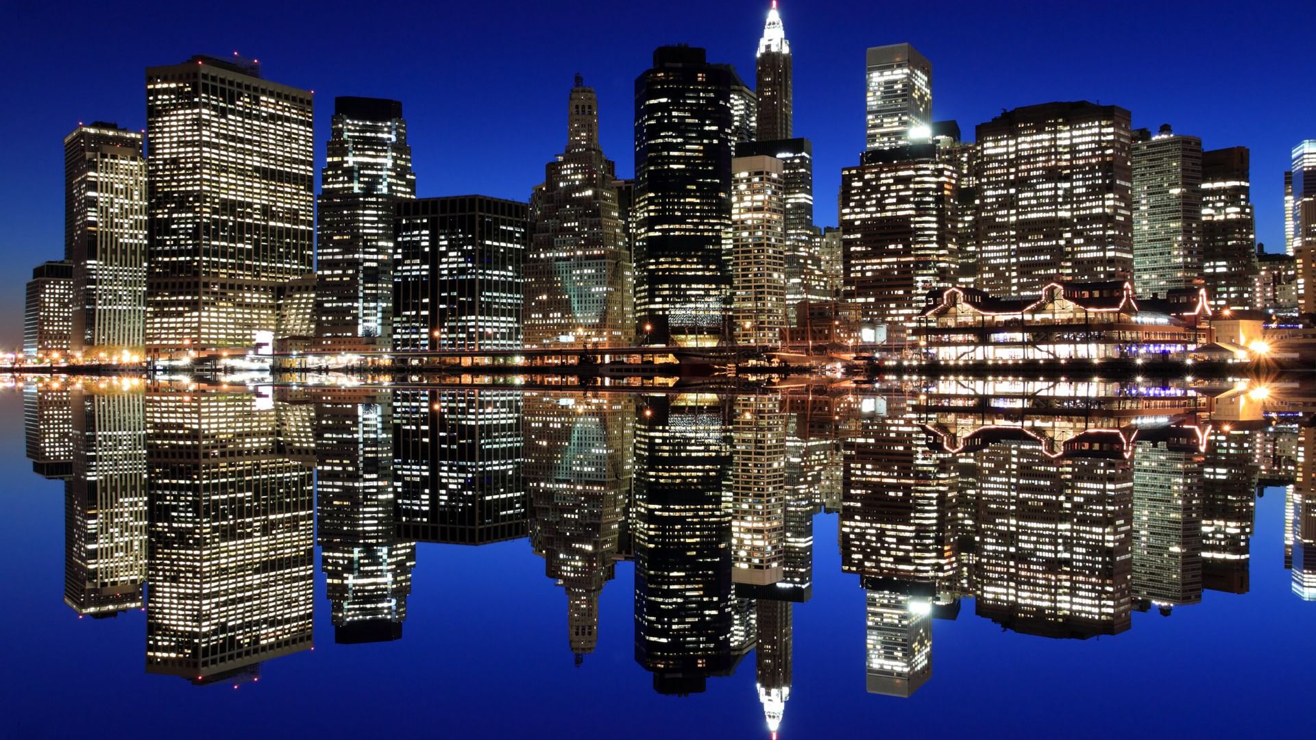 Skyline città notturna riflessa, 1920x1080 1080p, PC