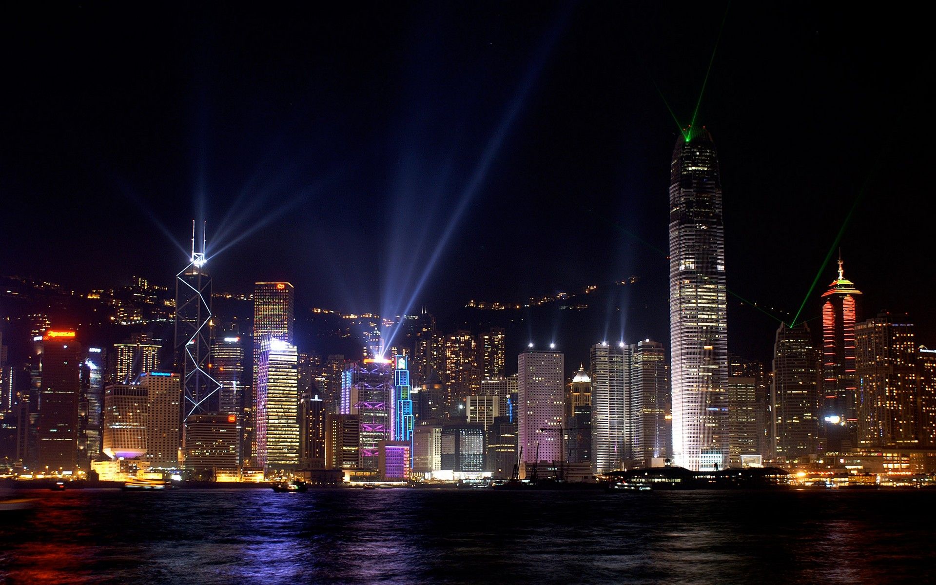 Skyline notturno Hong Kong illuminato, 1920x1200 WUXGA, PC