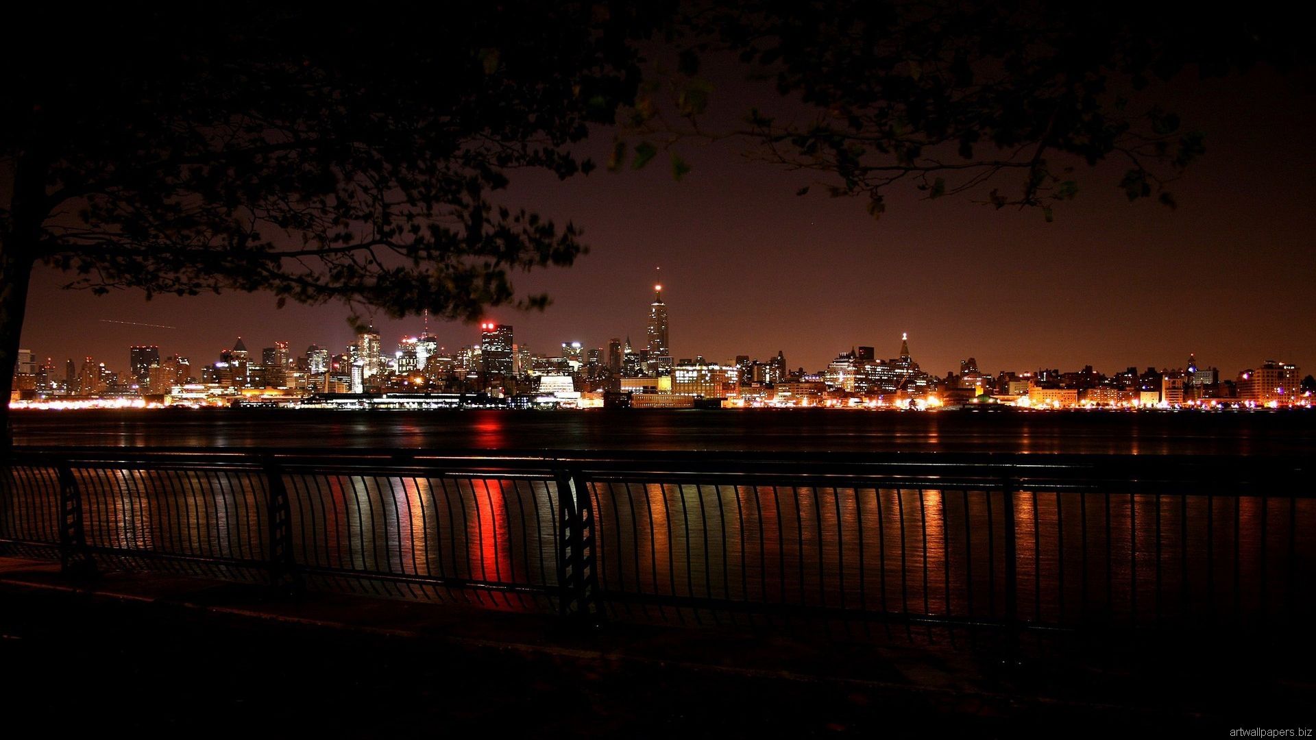 Skyline città notte fiume, 1920x1080 Full HD, PC Desktop