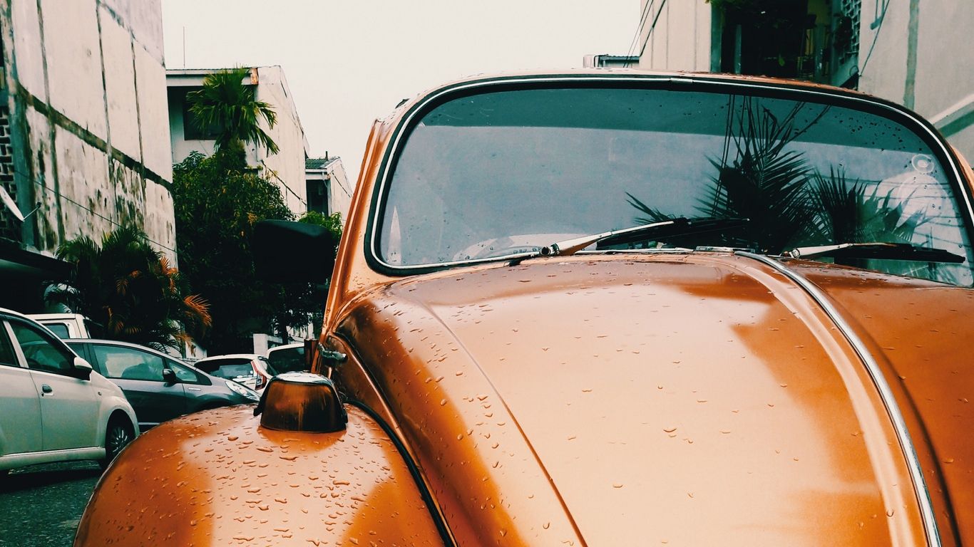 Volkswagen Beetle arancione retro, 1366x768 720p, Ultrabook