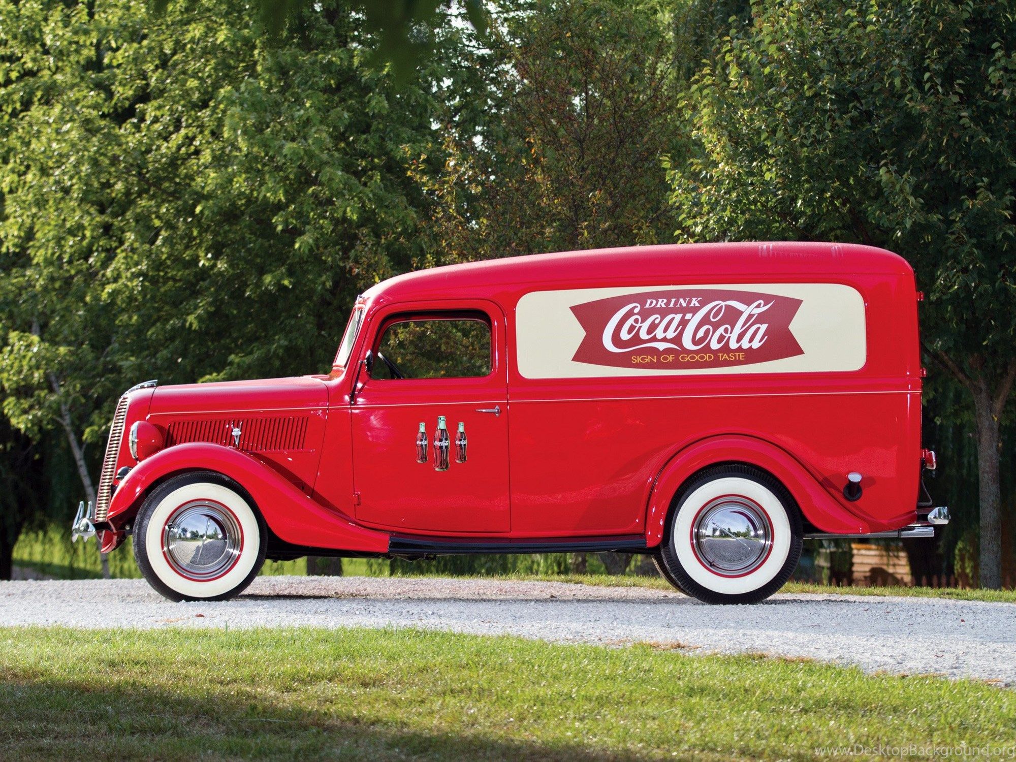 Furgone rosso vintage Coca-Cola, 2000x1500 alta risoluzione, Laptop