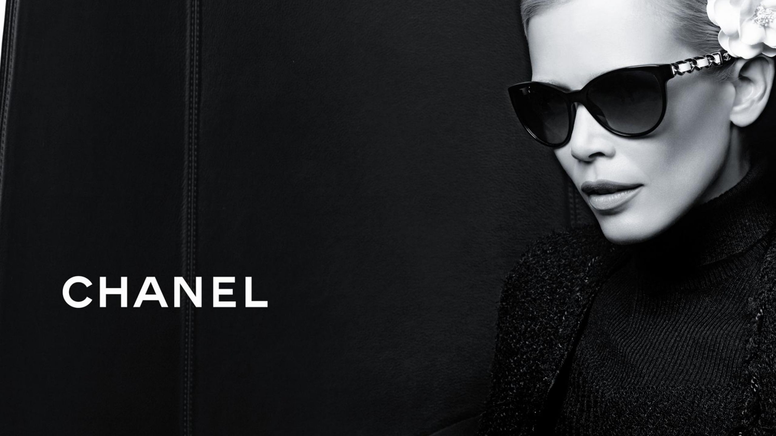 Donna con occhiali da sole Chanel, francese, 2560x1440 QHD, PC