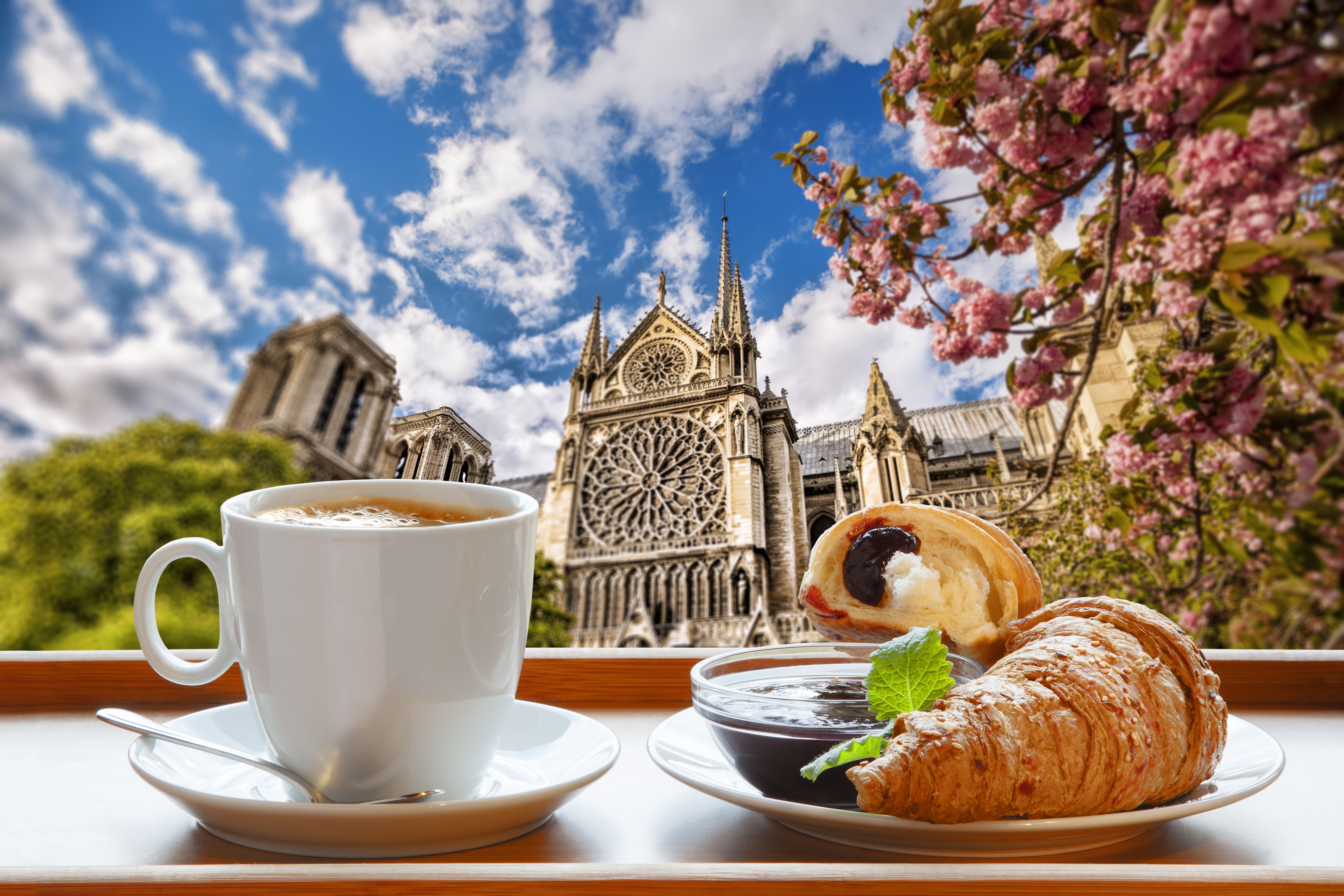 Colazione parigina Notre Dame croissant, Fighting Irish, 7000x4667 4K Ultra HD, Monitor 4K