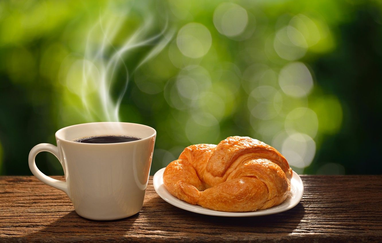 Tazza caffè caldo e croissant, 1332x850 720p, PC