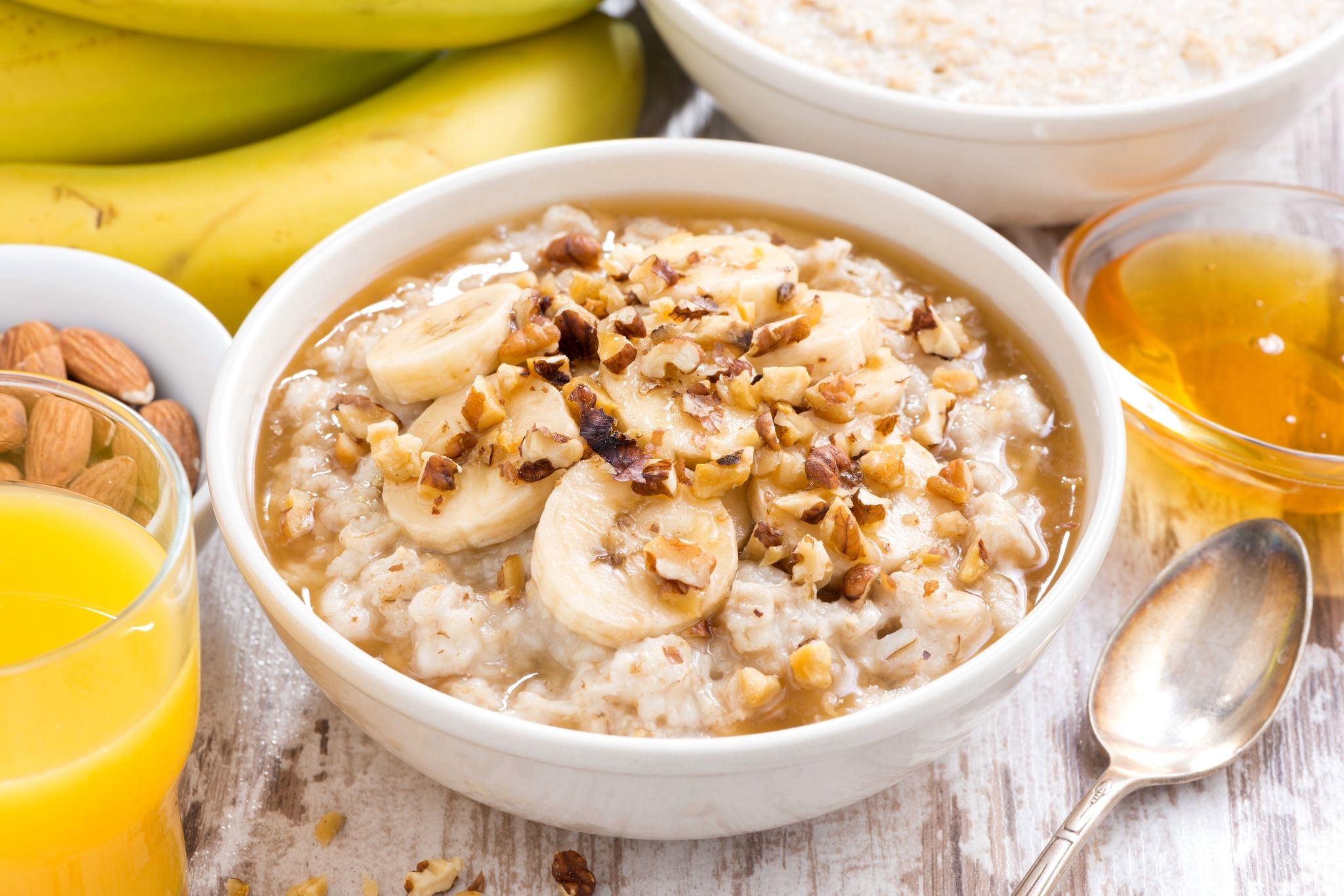Porridge con banana e noci, 2048x1367 Hi-Res, PC